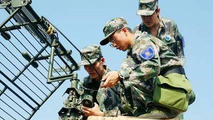 空軍工程大學(xué)通信工程技術(shù)專業(yè) 為戰(zhàn)鷹打造信息“天路”